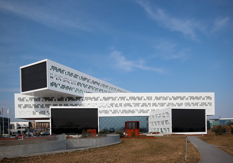 Equinor International Headquarters by Kjetil Balog
