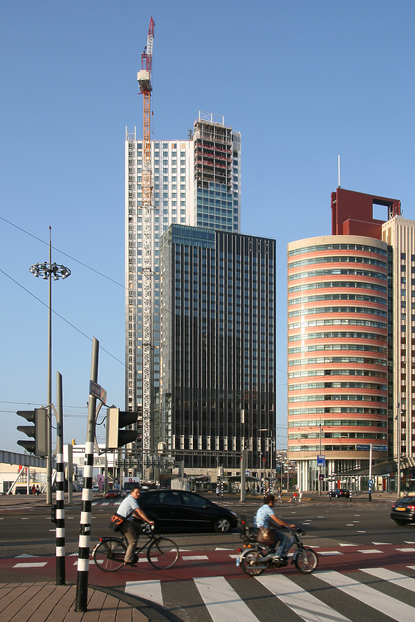 Maastoren by Michiel van Dijk