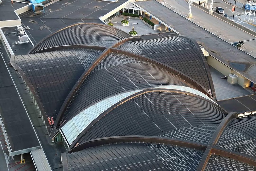 Saint Louis Lambert International Airport Terminal 1 by Eric Wachter