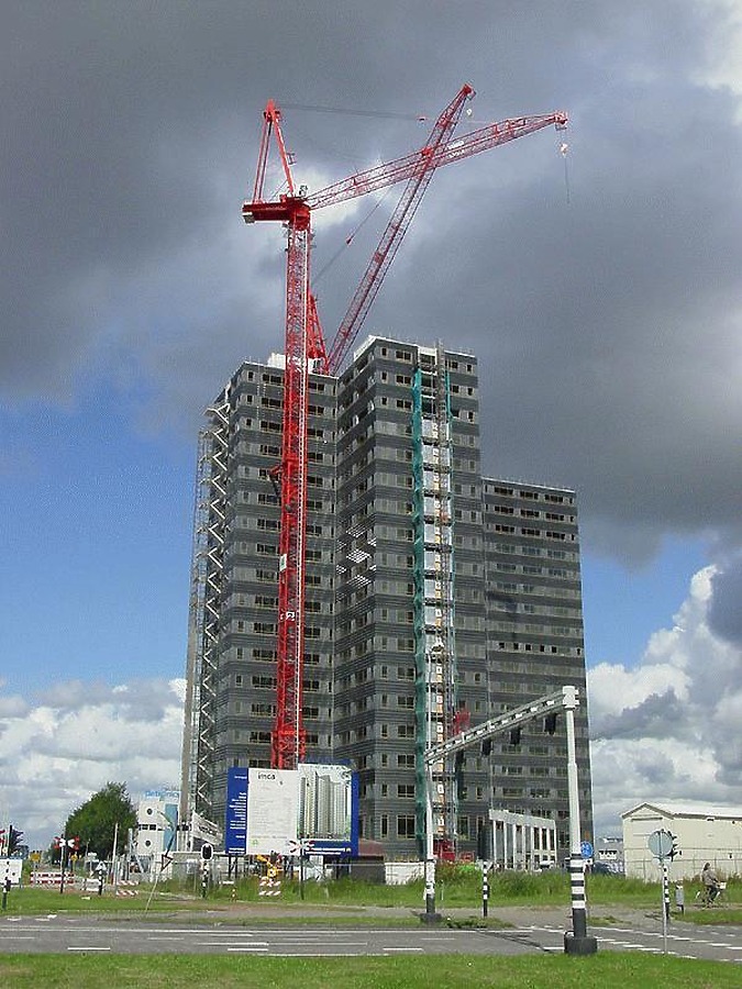 Millennium Tower by Michiel van Dijk