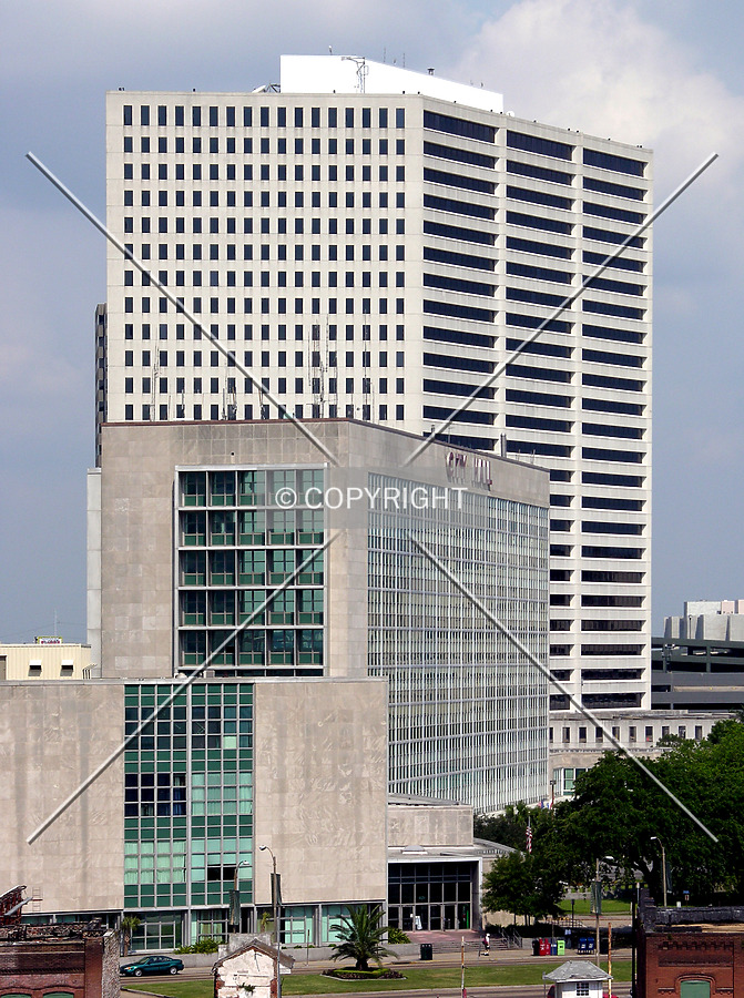 1515 Poydras by Chris Patriarca