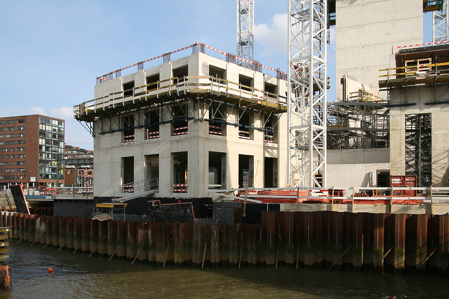 Maastoren by Michiel van Dijk