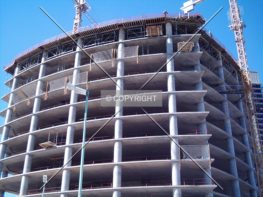 Torre Repsol YPF by Maximiliano Buono