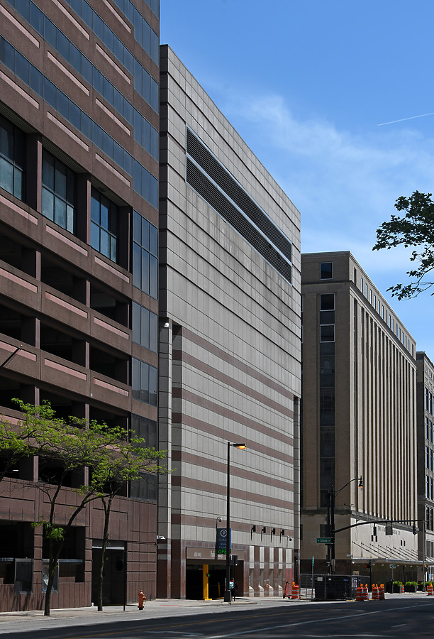 Vern Riffe State Office Tower by John W. Cahill