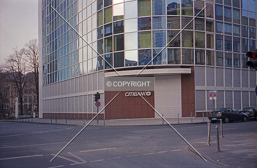 Bürohaus an der Alten Oper by Nephilim