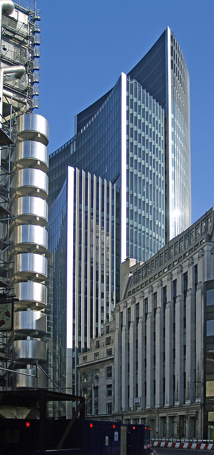 The Willis Building by Cesar Serrano