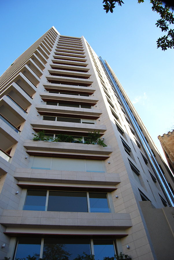 Ain Mreisseh Tower by Nareg Karamanoukian