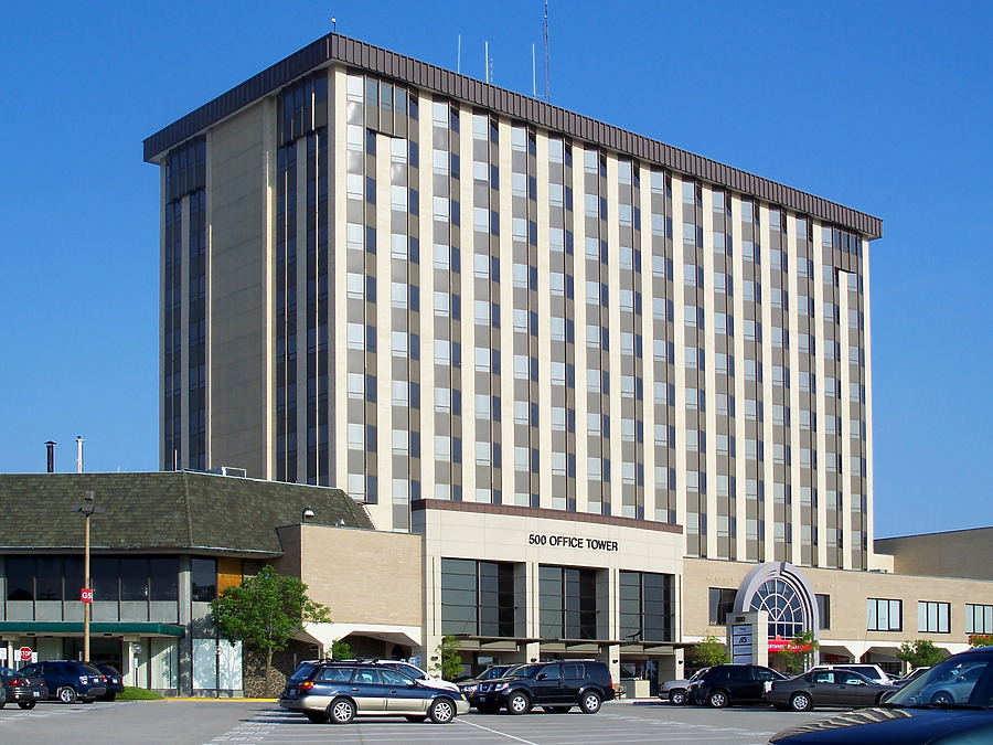 500 Office Tower by Ryan Hildebrand