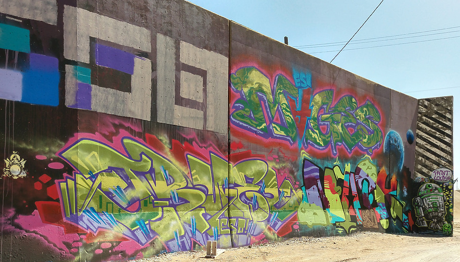Saint Louis City Flood Wall (South Wall) by Ryan Hildebrand
