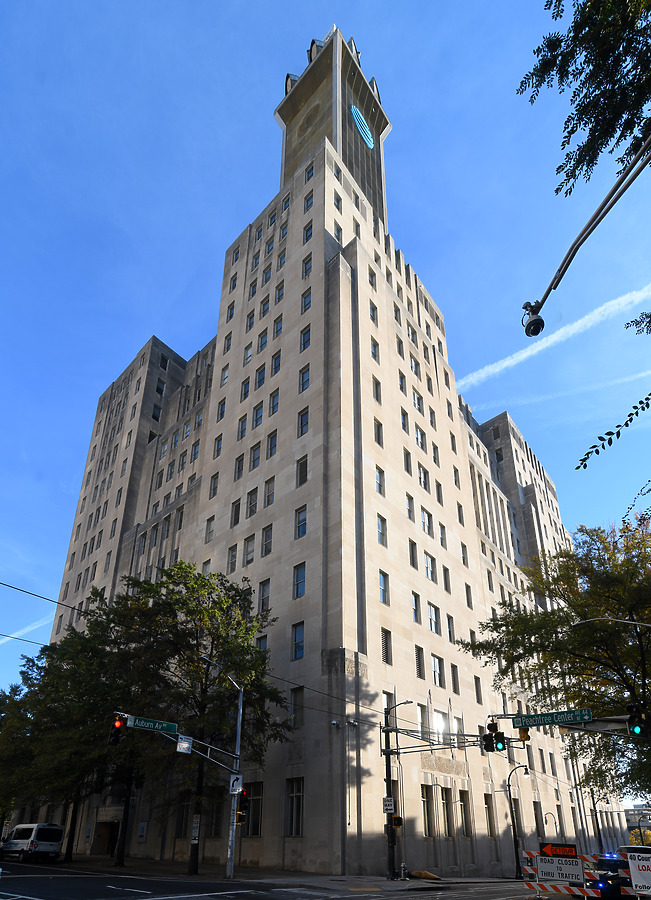 AT&T Communications Building by John W. Cahill