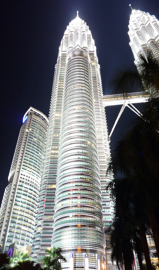 Petronas Tower 2 by Wilson Ling