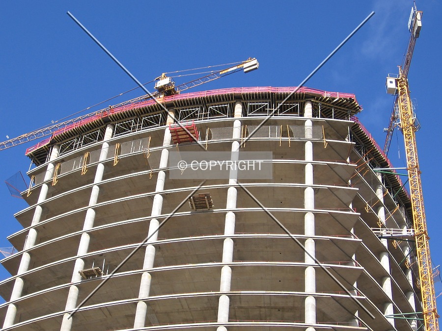 Torre Repsol YPF by Maximiliano Buono