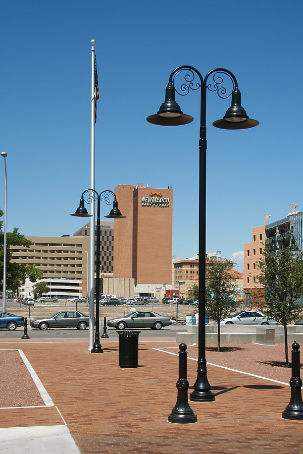 Gold Building by Pavel Toczynski