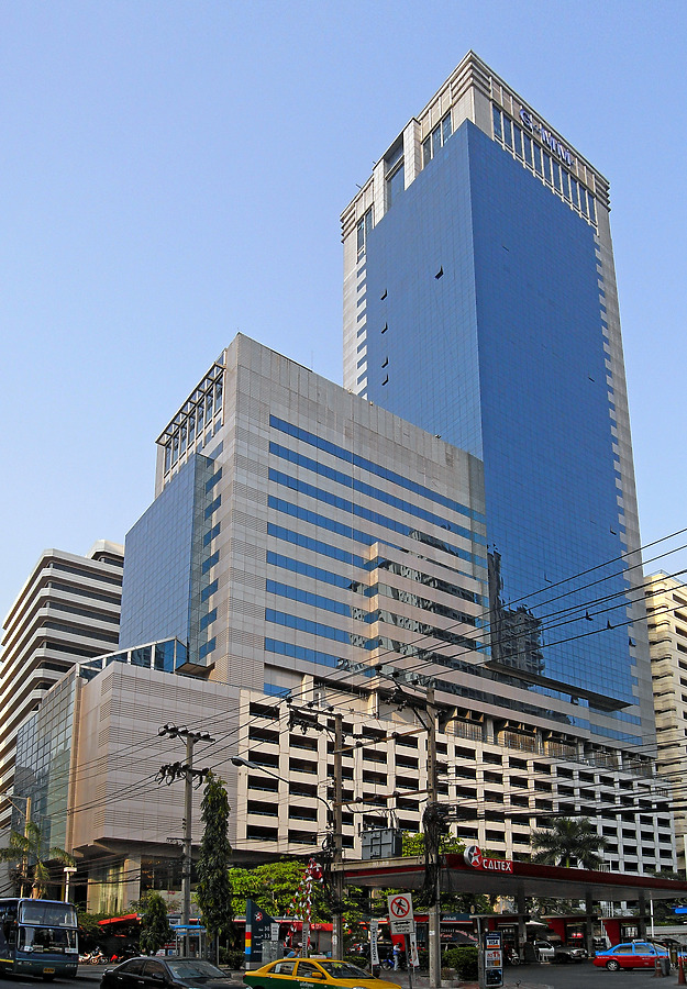 GMM Grammy Place by Horst Kiechle