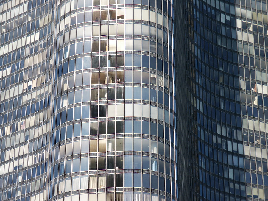 Lake Point Tower by Daniel Kieckhefer