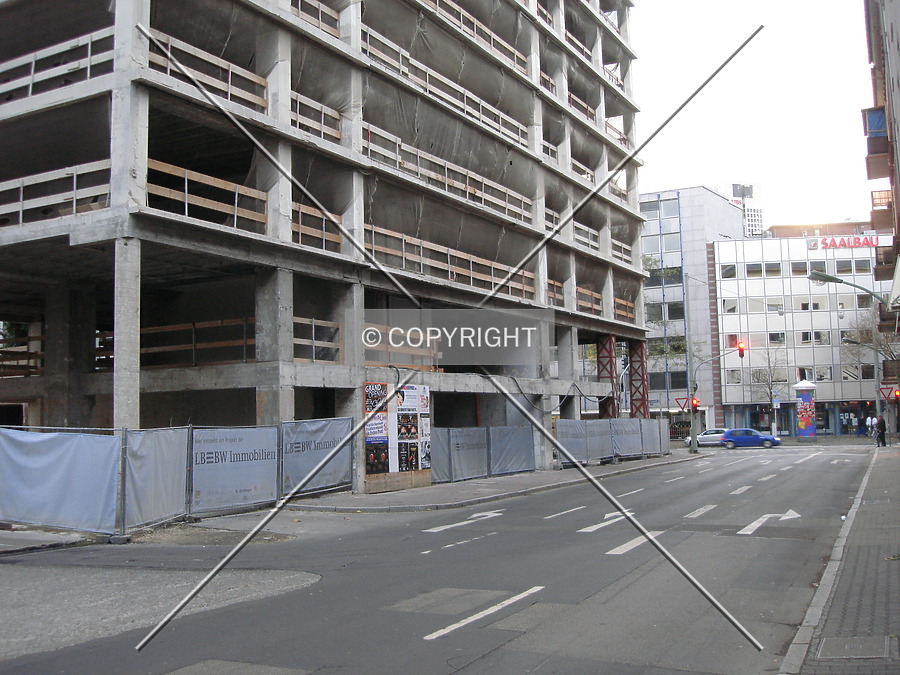 Turm Center by Nephilim