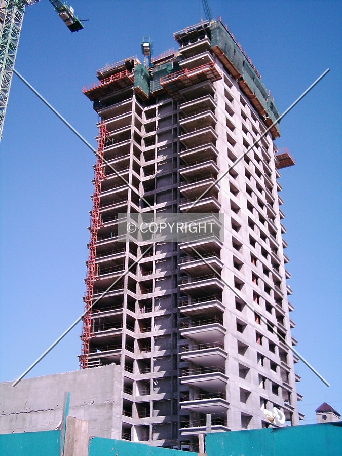 Torre del Parque by Maximiliano Buono