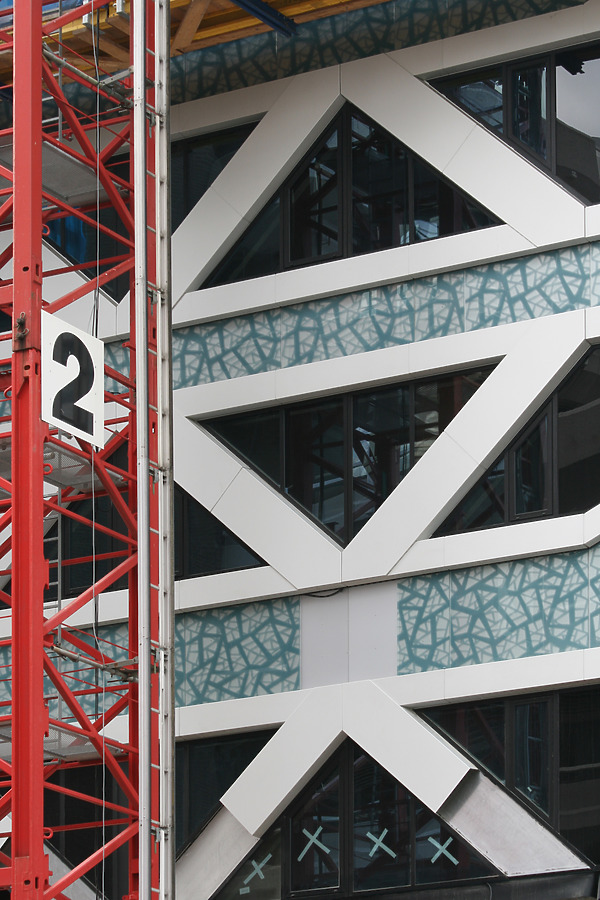 New Babylon Park Tower by Michiel van Dijk