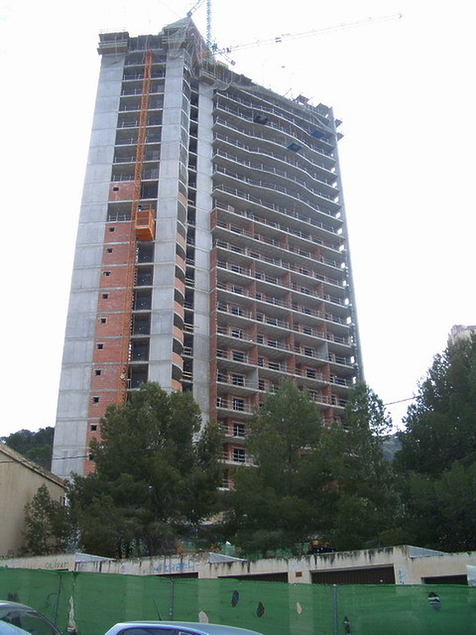 Edificio Don Jorge by Mikel Allende
