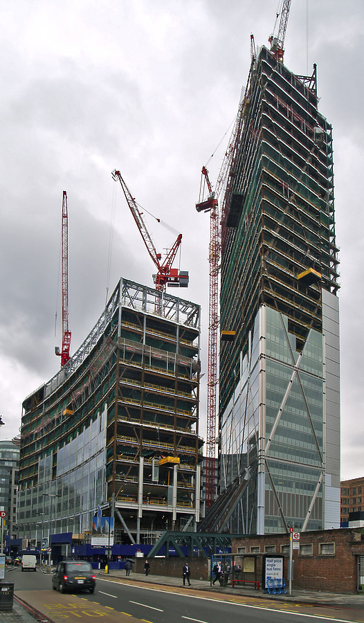The Broadgate Tower by Cesar Serrano
