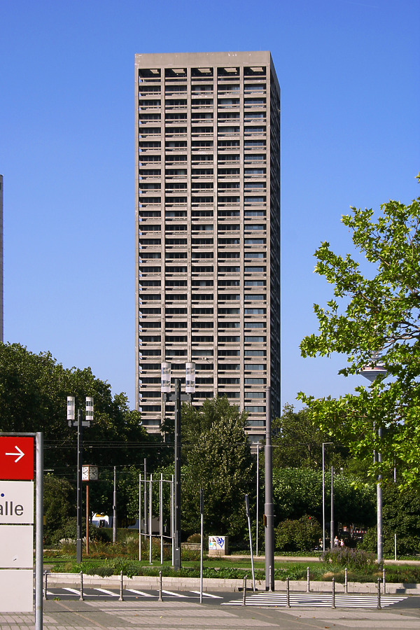 AfE-Turm by Daniel Kieckhefer