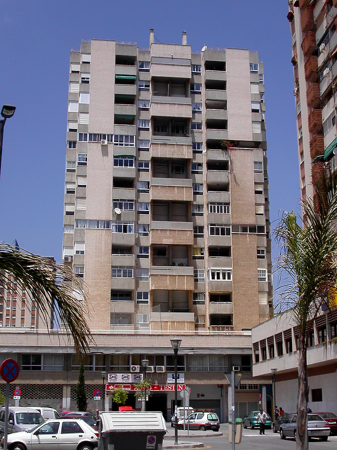 Edificio Jabega 2 by Cesar Serrano
