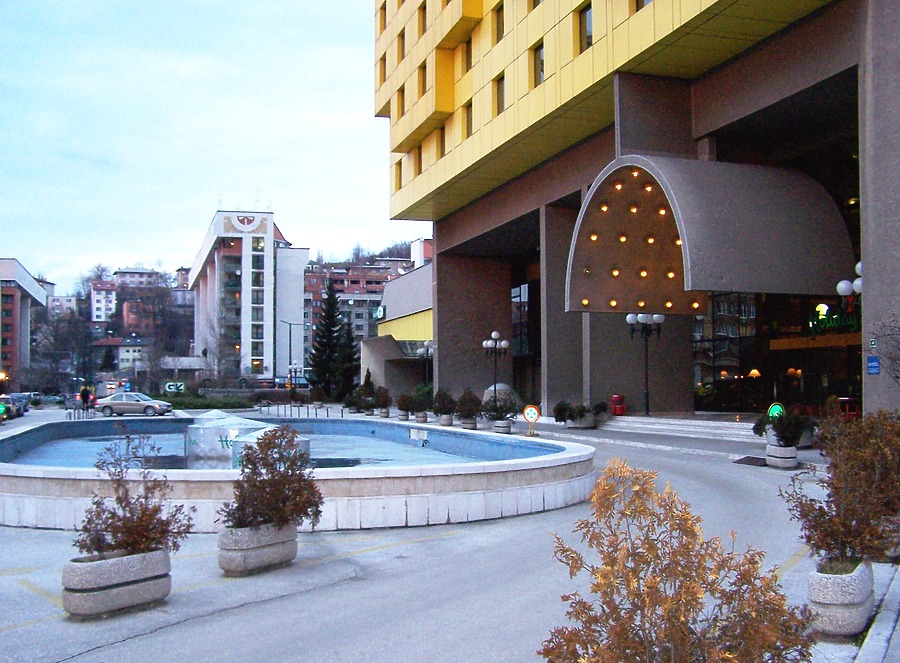 Holiday Inn by Florian Barbier