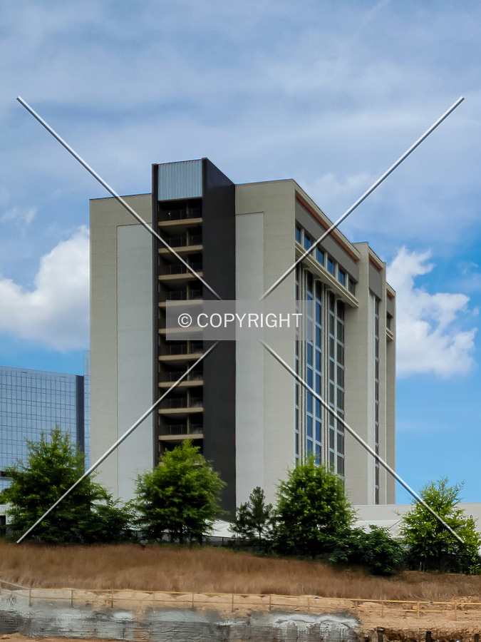 Atlanta Marriott Perimeter Center by Ryan Hildebrand