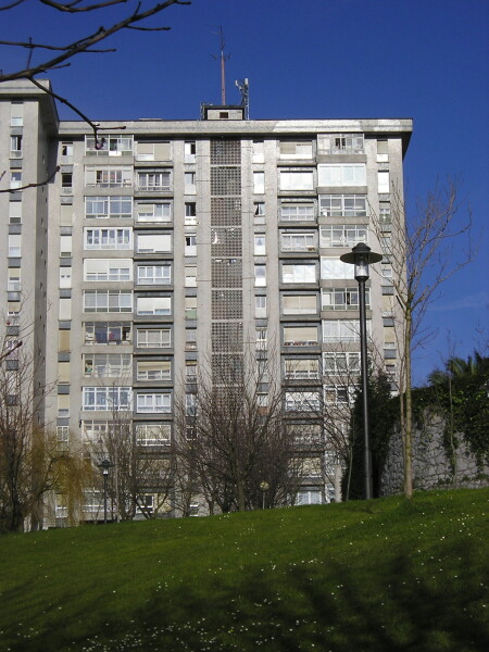 Julian Gaiarre 33