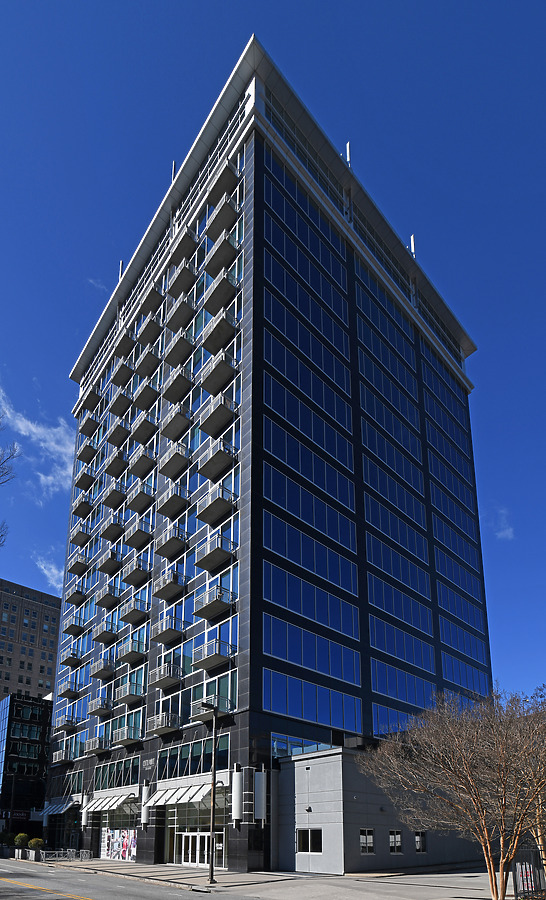 Center Pointe by John W. Cahill
