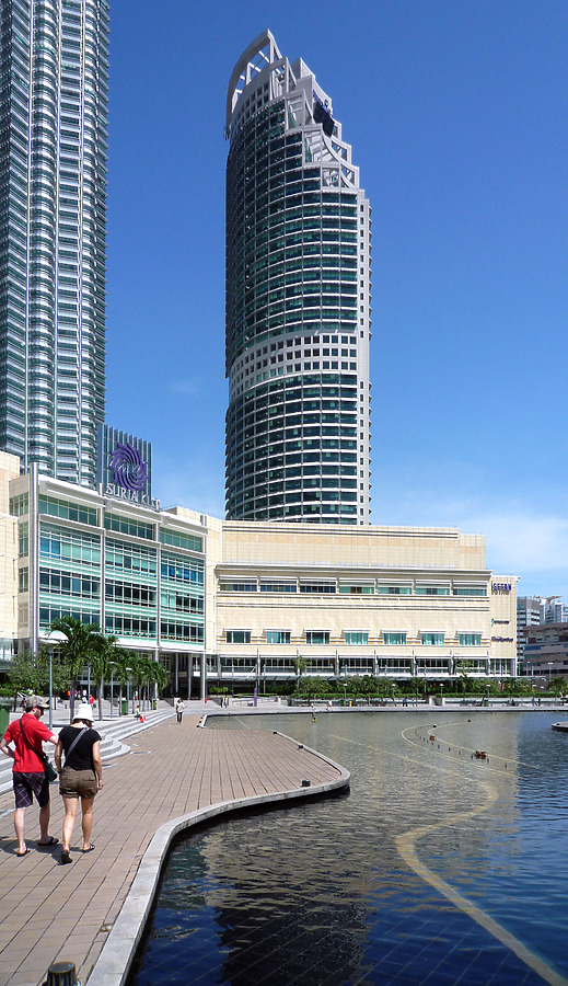 Menara Maxis by Wilson Ling