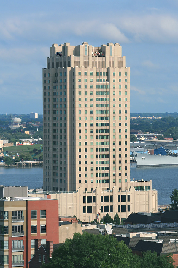 Hilton Philadelphia at Penn's Landing by Michiel van Dijk