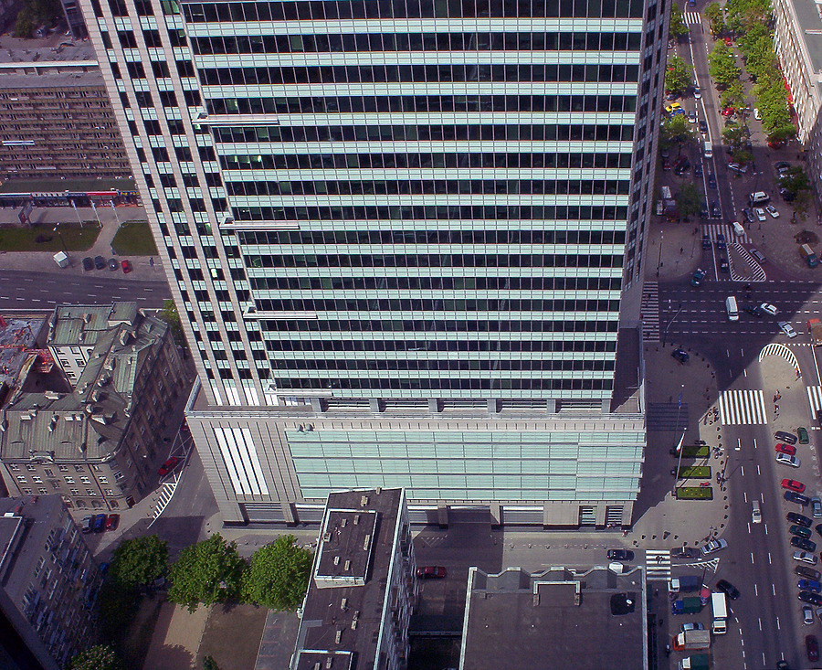 Warsaw Financial Center by Pavel Toczynski