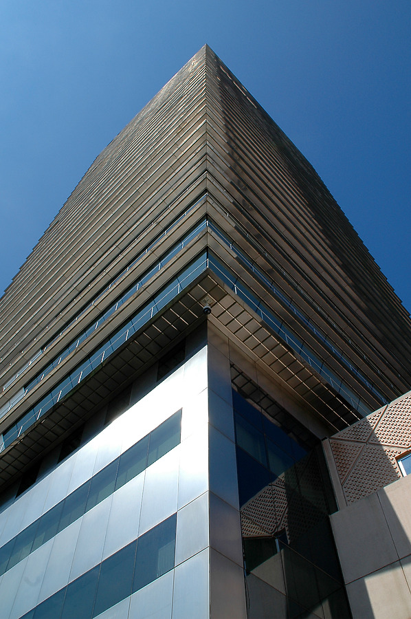 Torre Mapfre by John Bek