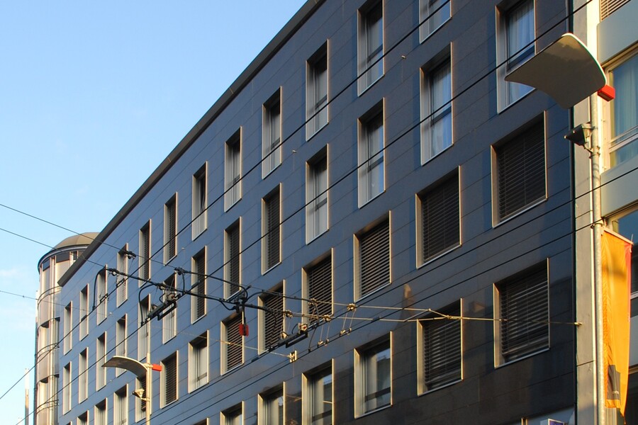 Bahnhofstraße 52