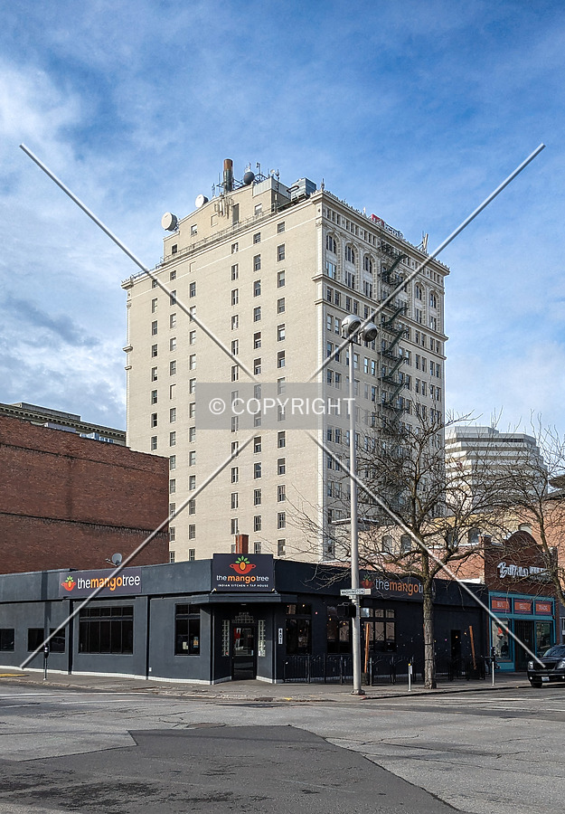 US Bank Building by Chris Patriarca
