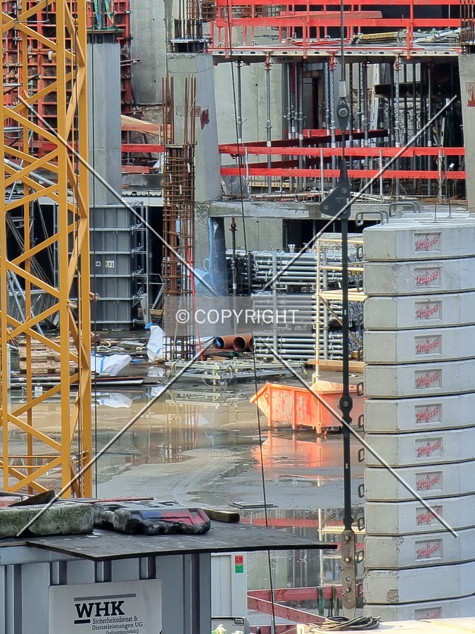 FOUR Frankfurt - Tower 4 by Nephilim