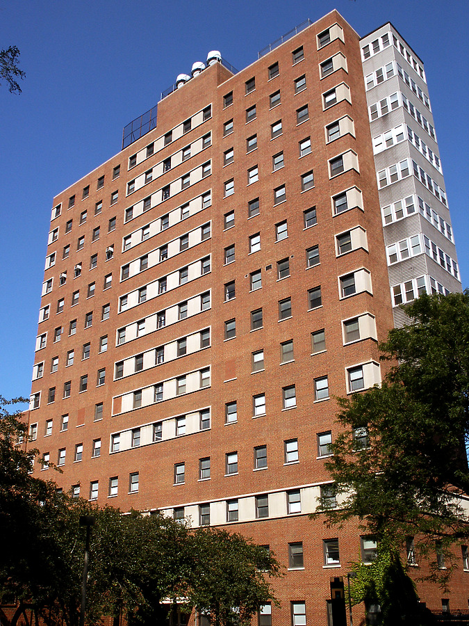 UIC Clinical Sciences Building by Daniel Kieckhefer
