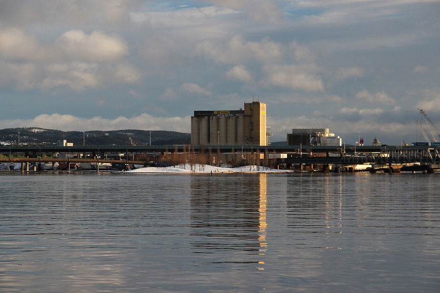 Felleskjøpet by Kjetil Balog