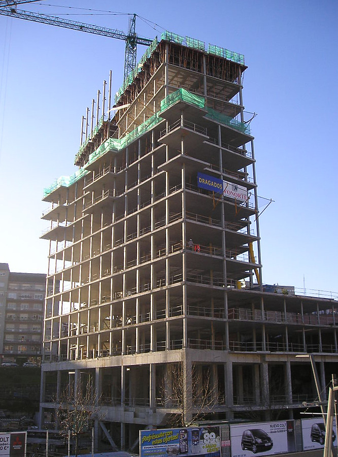 Isozaki Atea I by Mikel Allende