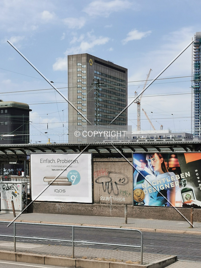 Bürohochhaus Commerzbank Trading Center by Nephilim