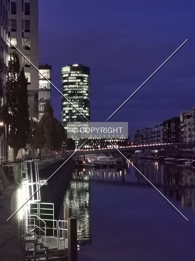 Westhafen Tower by Nephilim
