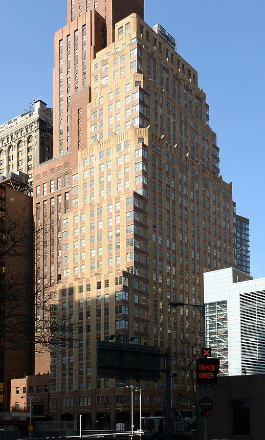 Le Rivage Apartments by John W. Cahill