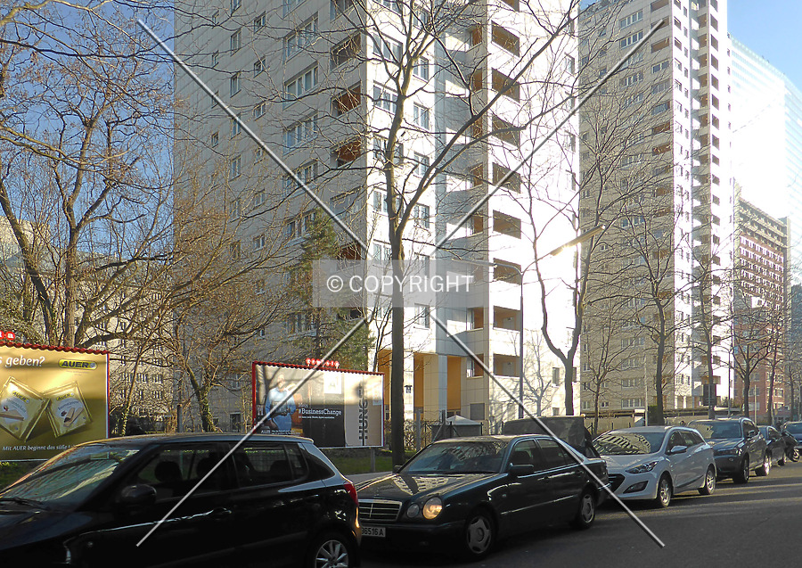 Kratochwjlestraße 8/7 by Nephilim