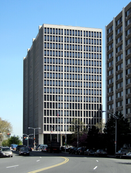 885-547-670