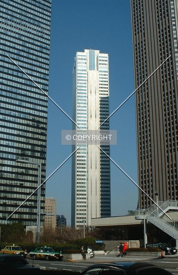 Shinjuku Nomura Building by Andrew Stewart