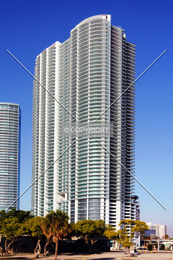 900 Biscayne Bay by Jorge Molina