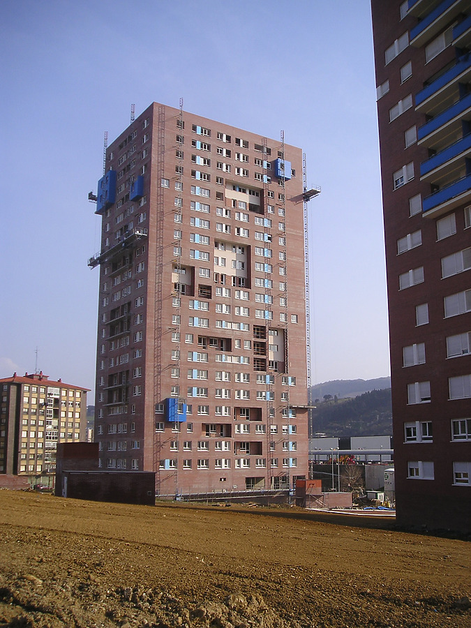 Torre IX by Mikel Allende