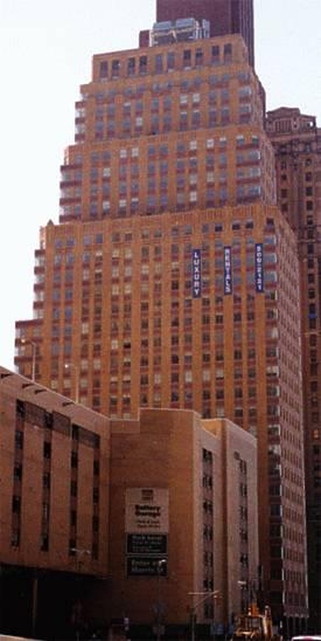 Le Rivage Apartments by Scott Murphy
