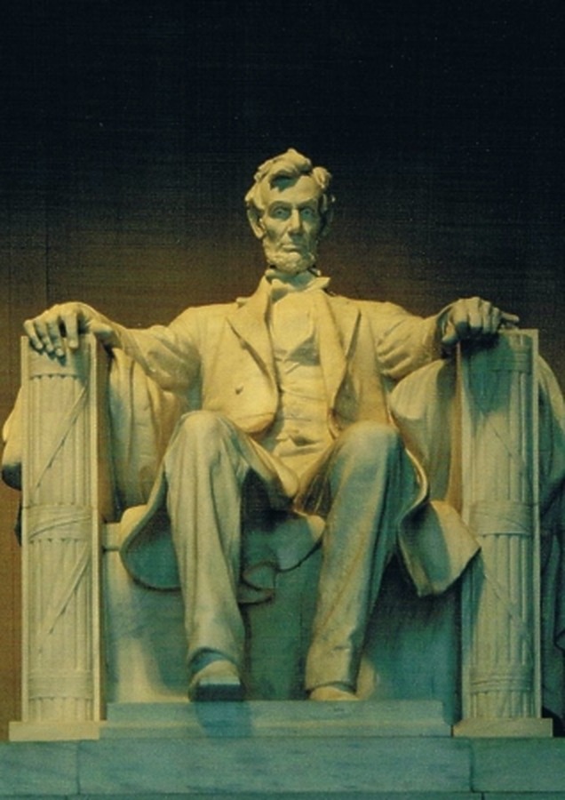Lincoln Memorial by Ryan Hildebrand